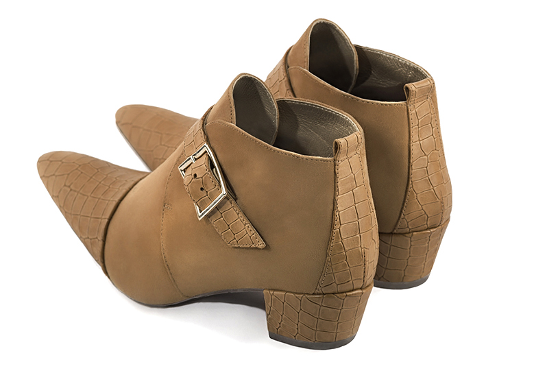 Camel beige women's ankle boots with buckles at the front. Tapered toe. Low cone heels. Rear view - Florence KOOIJMAN